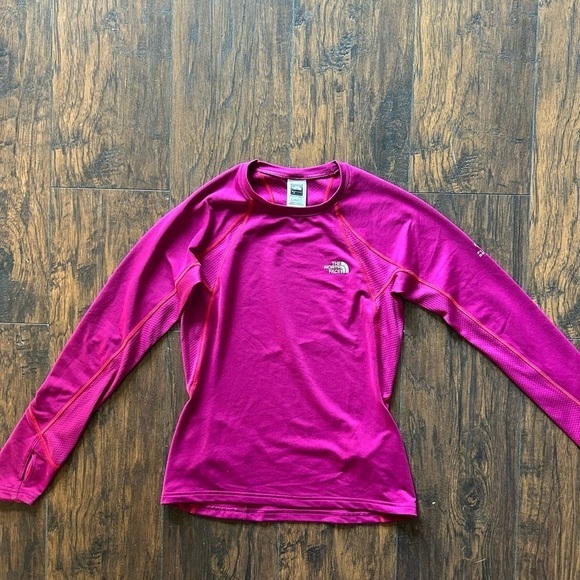 The North Face Women’s Long Sleeve - Picture 1 of 14